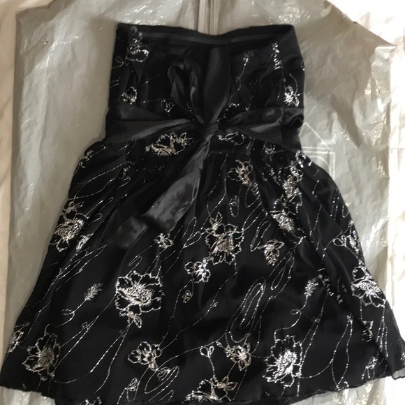 Semi dress - Picture 3 of 3